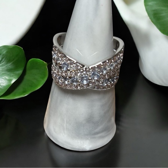 Jewelry - 🩷🆕🩷Bomb Party Ring "All I Heart About" 
Aquamarine Spinel Rhodium Silver Size 11